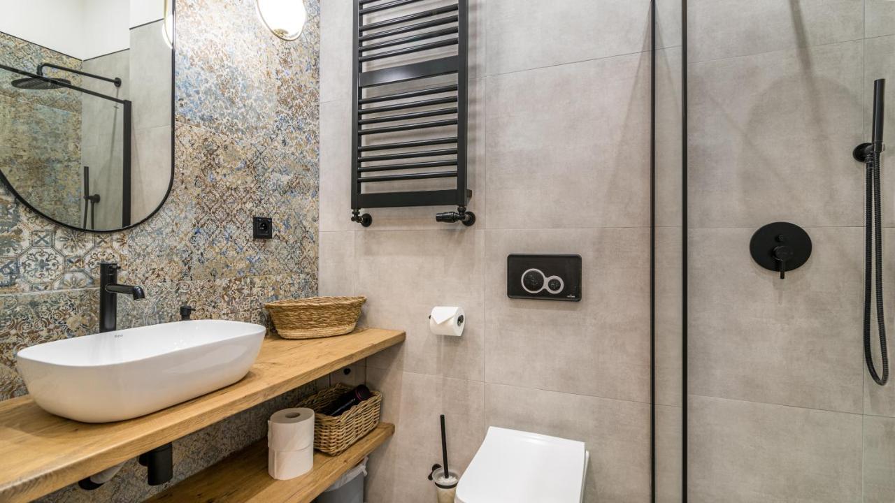 Apartment Hvile 11- Z Antresola, With An Entresol Torun
